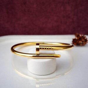 Bracelete prego minimalista dourado