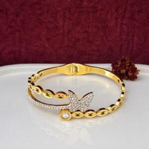 Bracelete borboleta elegance dourado